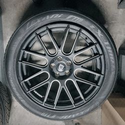 Lexani Luxury Rims CSS-8/ With Ultra High- Performance LX Thirty Tires.