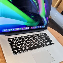 Apple MacBook Pro with 15” Retina Display quad core intel i7 processor 16GB RAM 256GB FLASH STORAGE SSD $340 