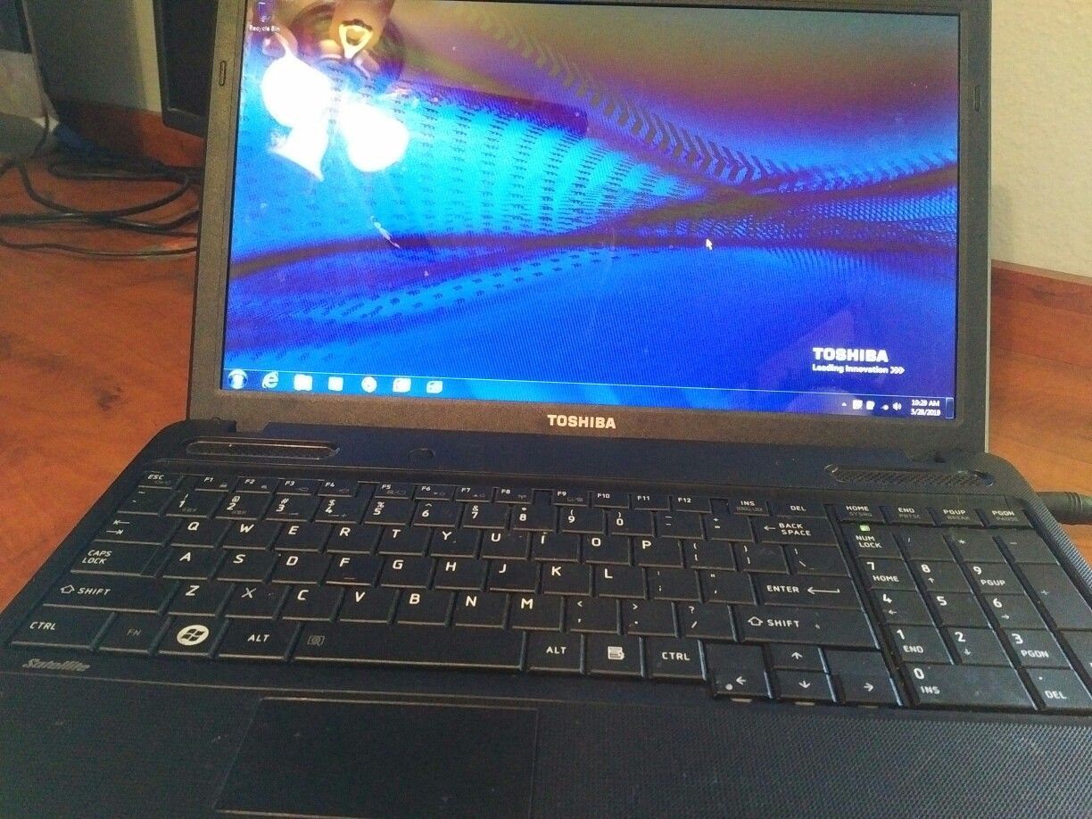 Toshiba Satellite - Windows 7