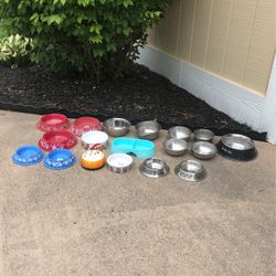 18 Pet Bowls/Dishes Assorted Sizes