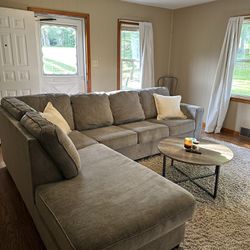Chaise Sectional Couch With Pull Out