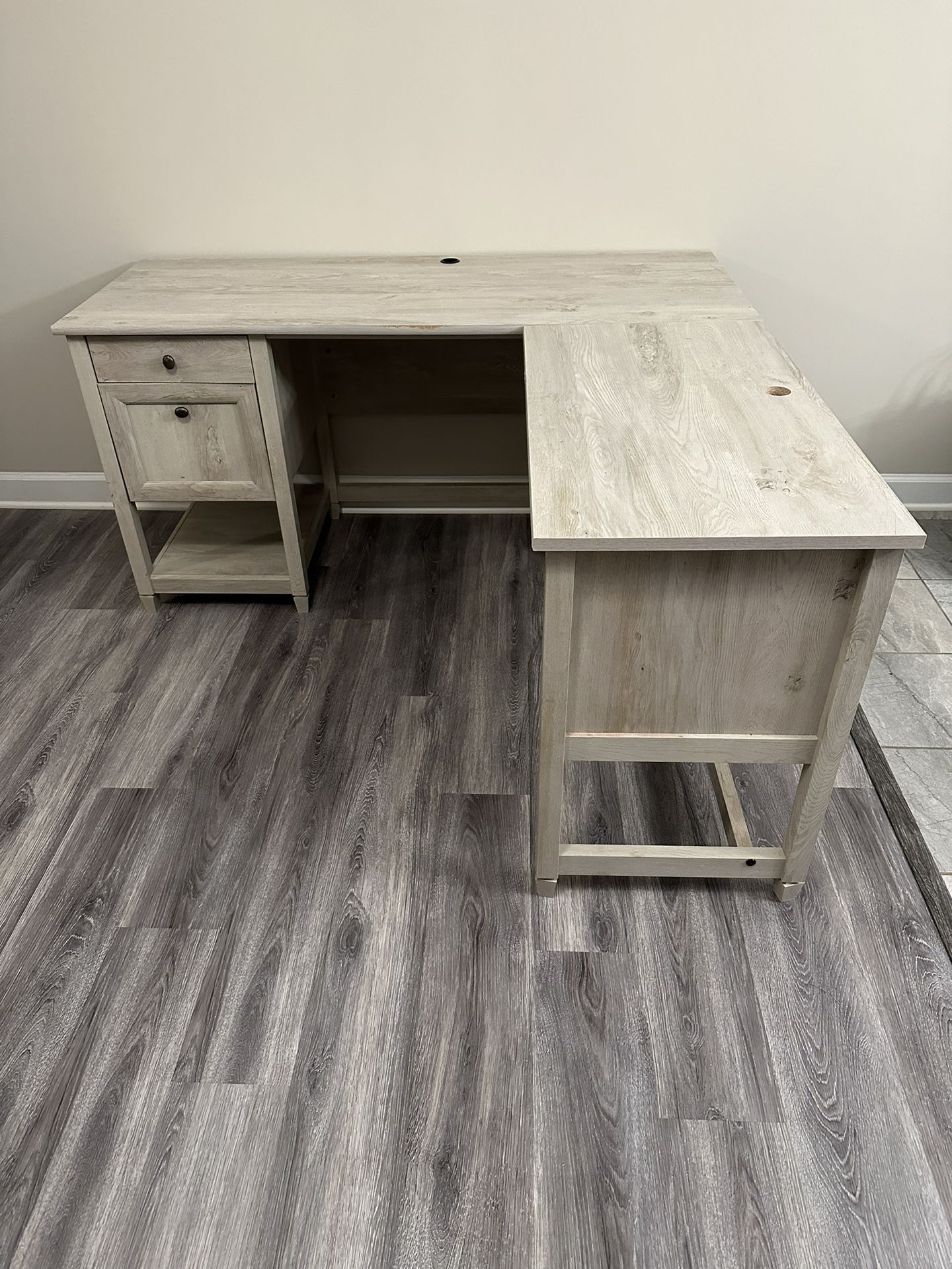 Corner Desk for Sale in Gastonia, NC OfferUp