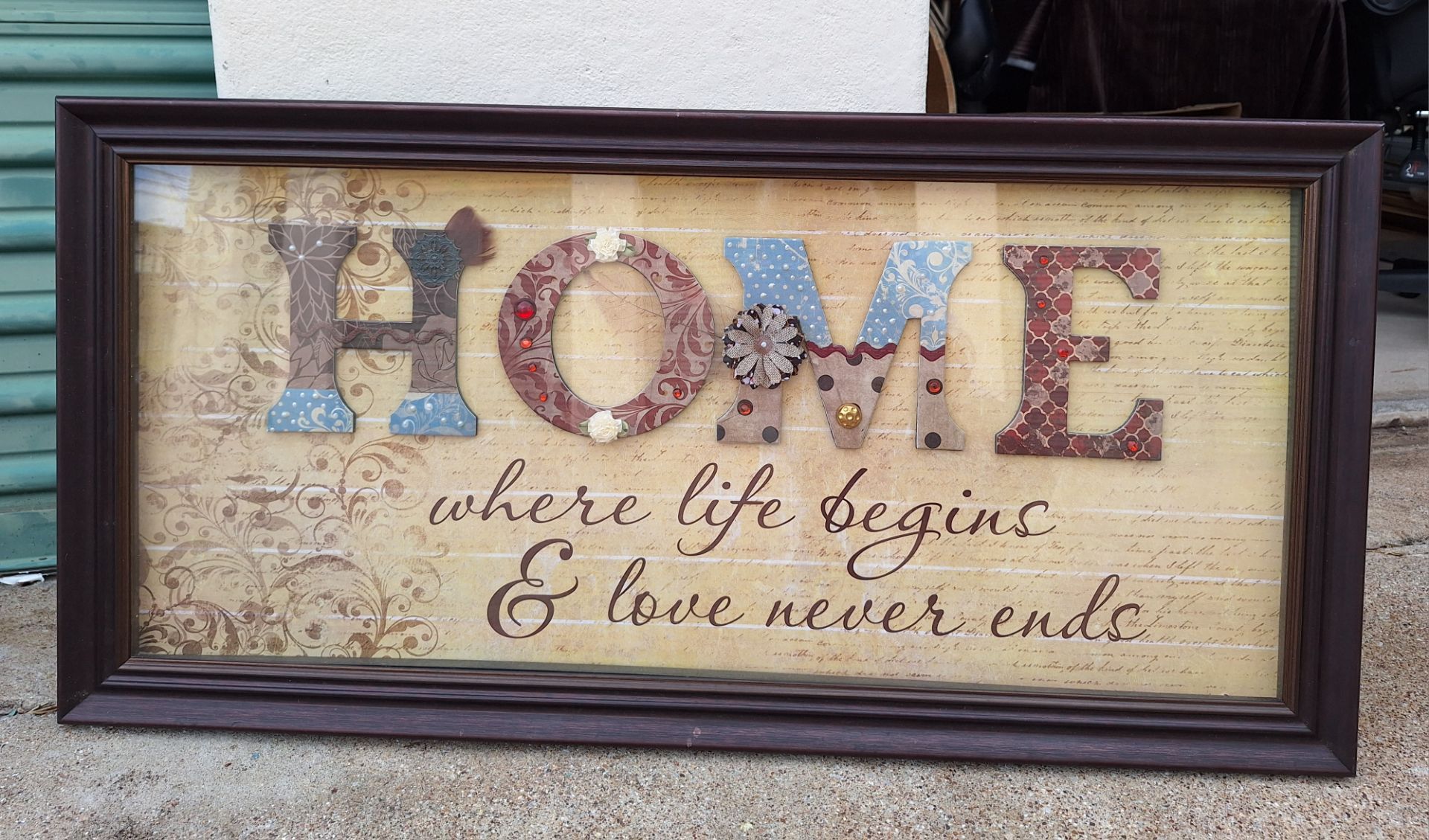 Lg Home dimentional picture framed Like NewArl 76012 pu