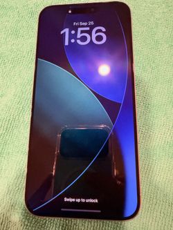 iPhone 15 Pro Max 256GB – White – Flawless Condition – $600 Firm