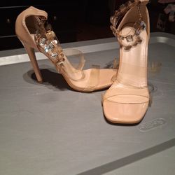 Tan Diamond Around Ankle Heel