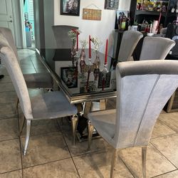 Table and 6 Chairs