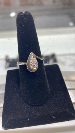 Tear drop ring