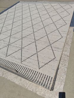 Ravenna Indoor/Outdoor Rug ~( 8x10 )