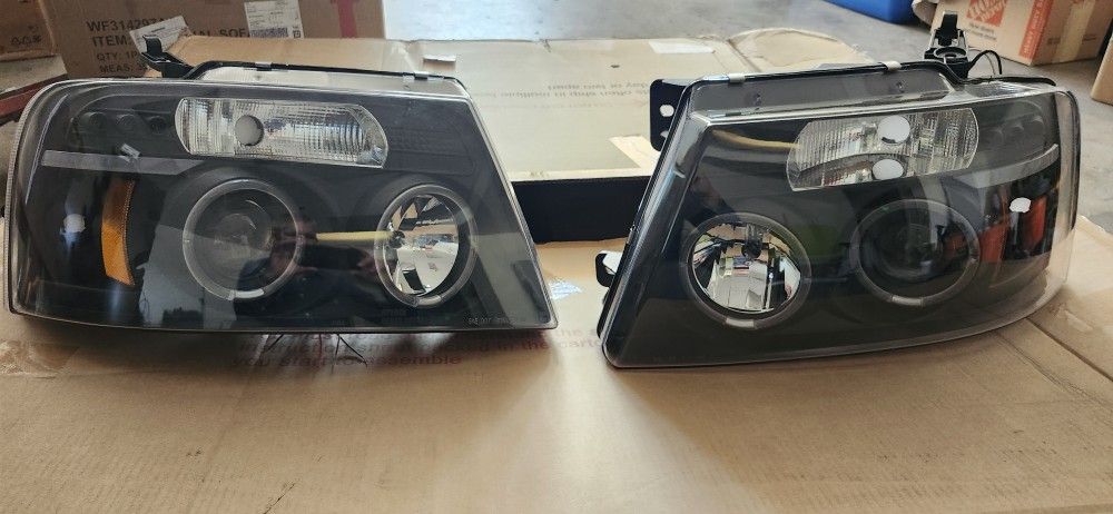 Ford-F150 Spyder Headlights