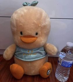 piyo piyo duck plush with music + tag