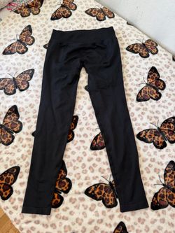 TikTok leggings NEW size medium