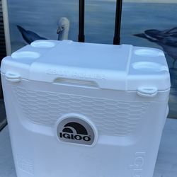 IGLOO Bootroller Cooler