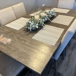 Langford Dining Table (ashley Furniture)