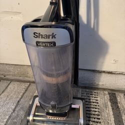 SHARK VERTEX VACUUM 