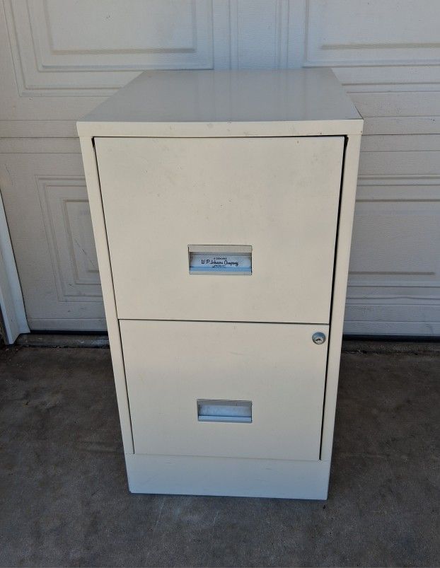 2 Drawer File Cabinet 