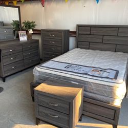 Akerson Grey 5 PC. Queen Size Bedroom Set. Brand New. MATTRESS SET IS NOT INCLUDED.