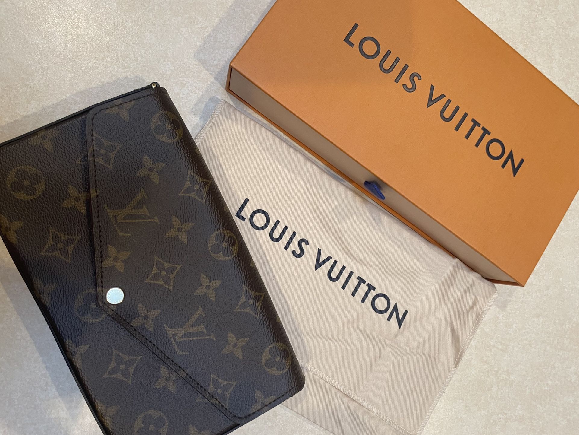 Shop Louis Vuitton MONOGRAM Félicie pochette (M61276) by design◇base