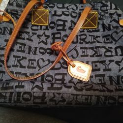 Dooney and Bourke Graffiti Handbag 