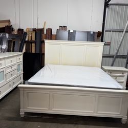 King bedroom set $599