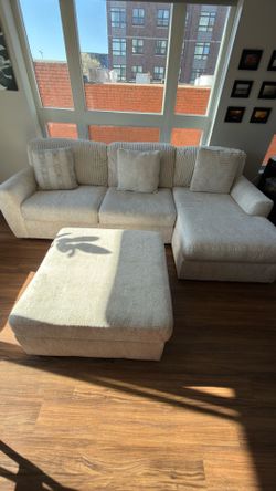 Ashley Chessington Sectional