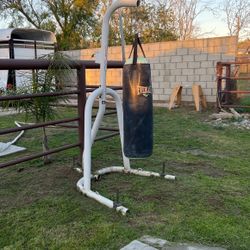 Single Station Boxing Stand !