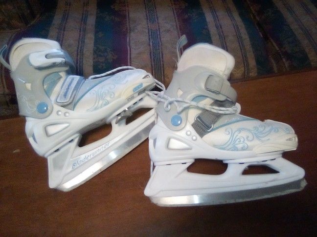 Ice Skates 