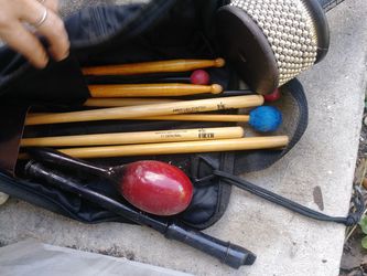 Percussion items lot