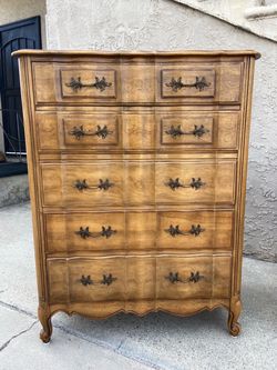 French provincial chest of drawers