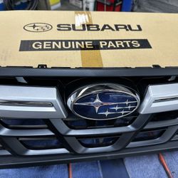 SUBARU CROSSTREK 2021-2023 FRONT GRILLE OEM