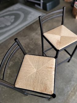 Wooden Barstool Chairs (Pair)