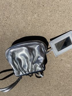 Silver clutch