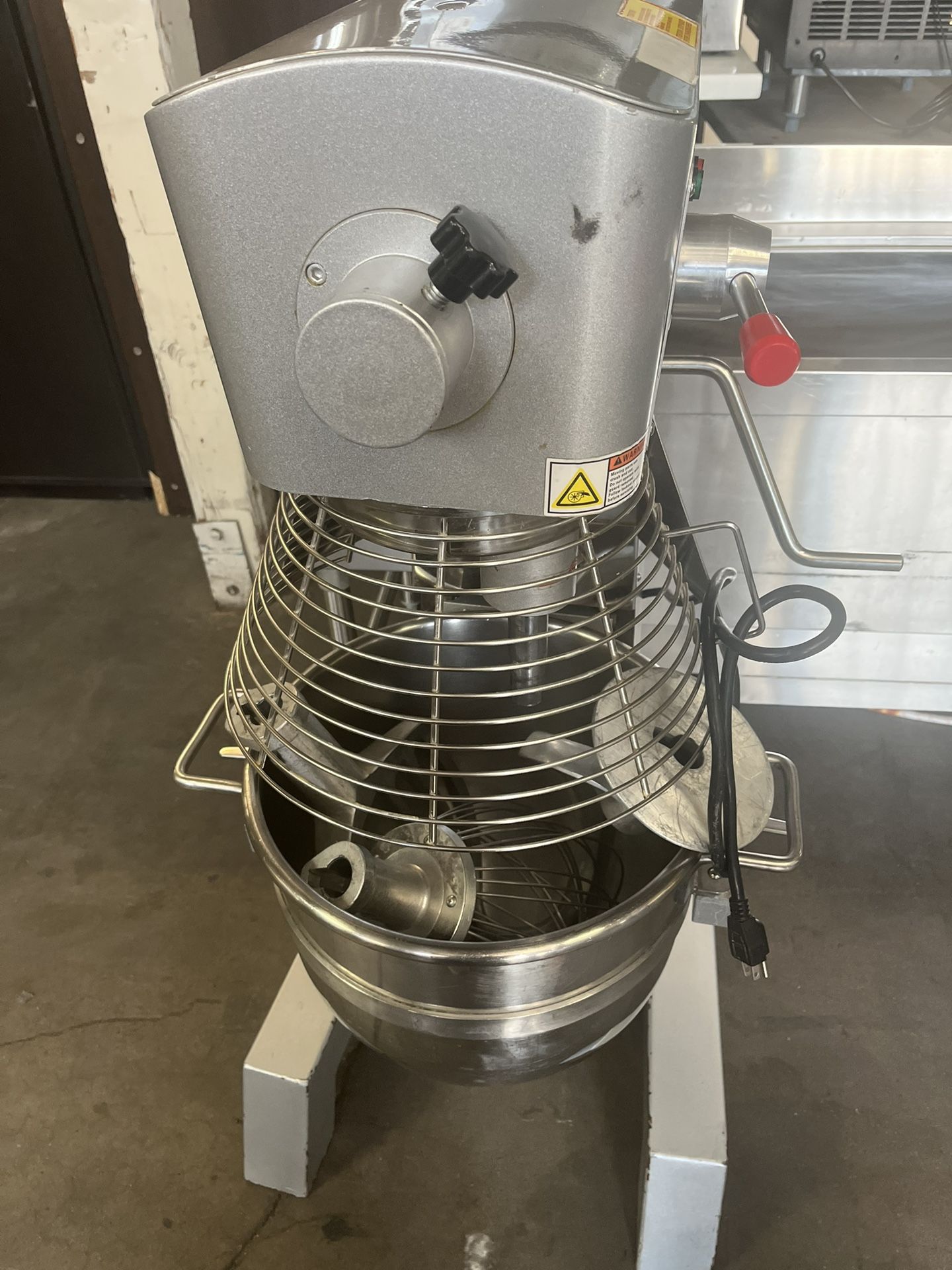 30QT Mixer