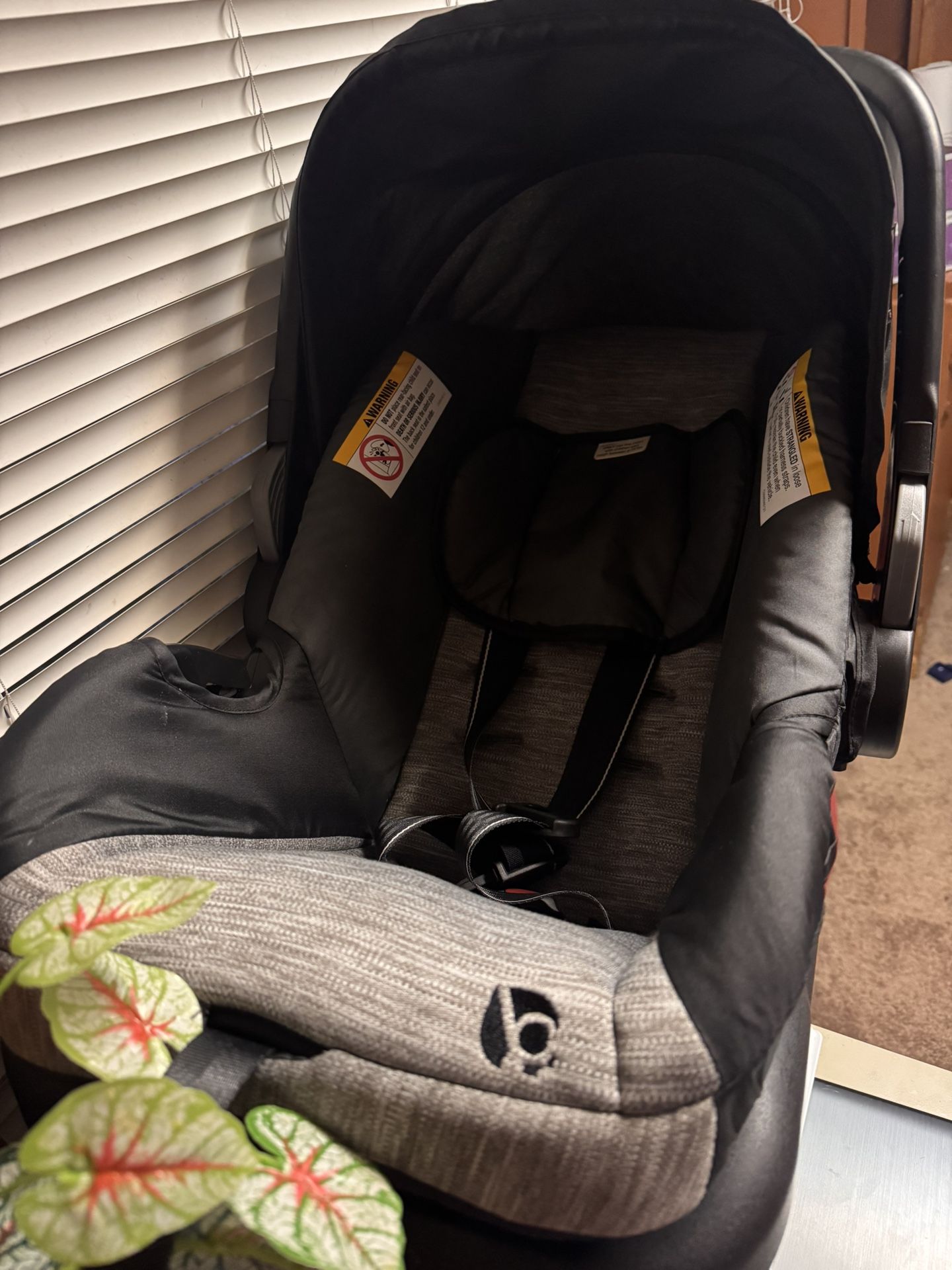 Baby Trend Car Seat 