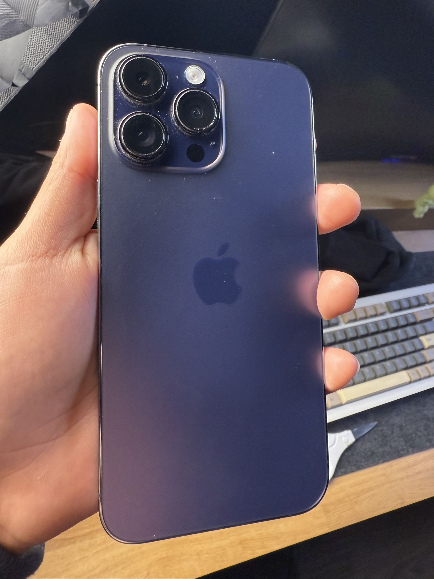 iPhone 14 Pro Max 128GB (100% Battery health)