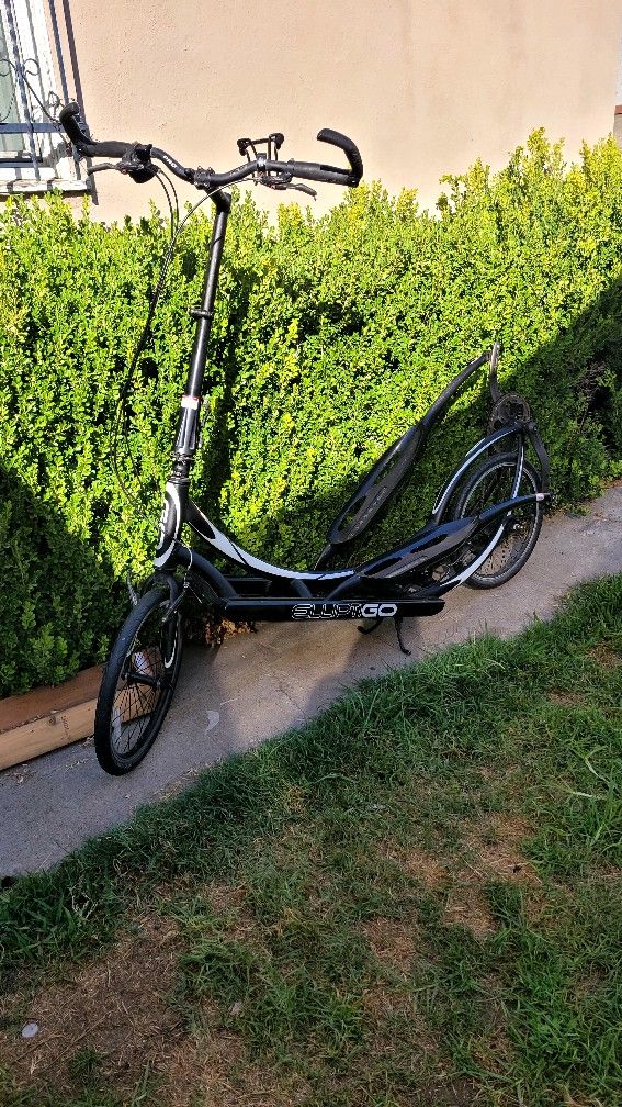 Elliptigo long stride Bicycle used works well