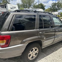 1999 Jeep Grand Cherokee