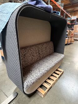 Acoustic Privacy Pod Sofa with Canopy