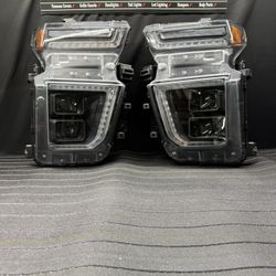 2020 - 2023 Chevy Silverado 2500 & 3500 Headlights Black NEW