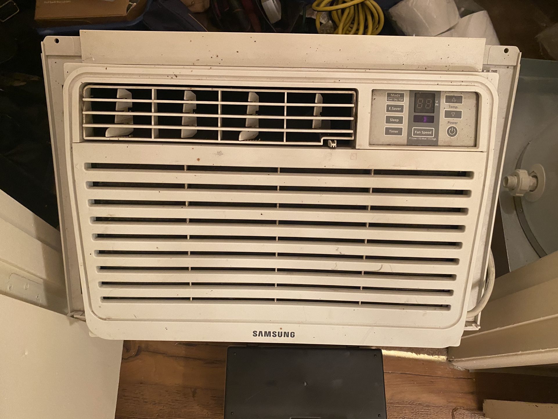 Samsung AC window unit 