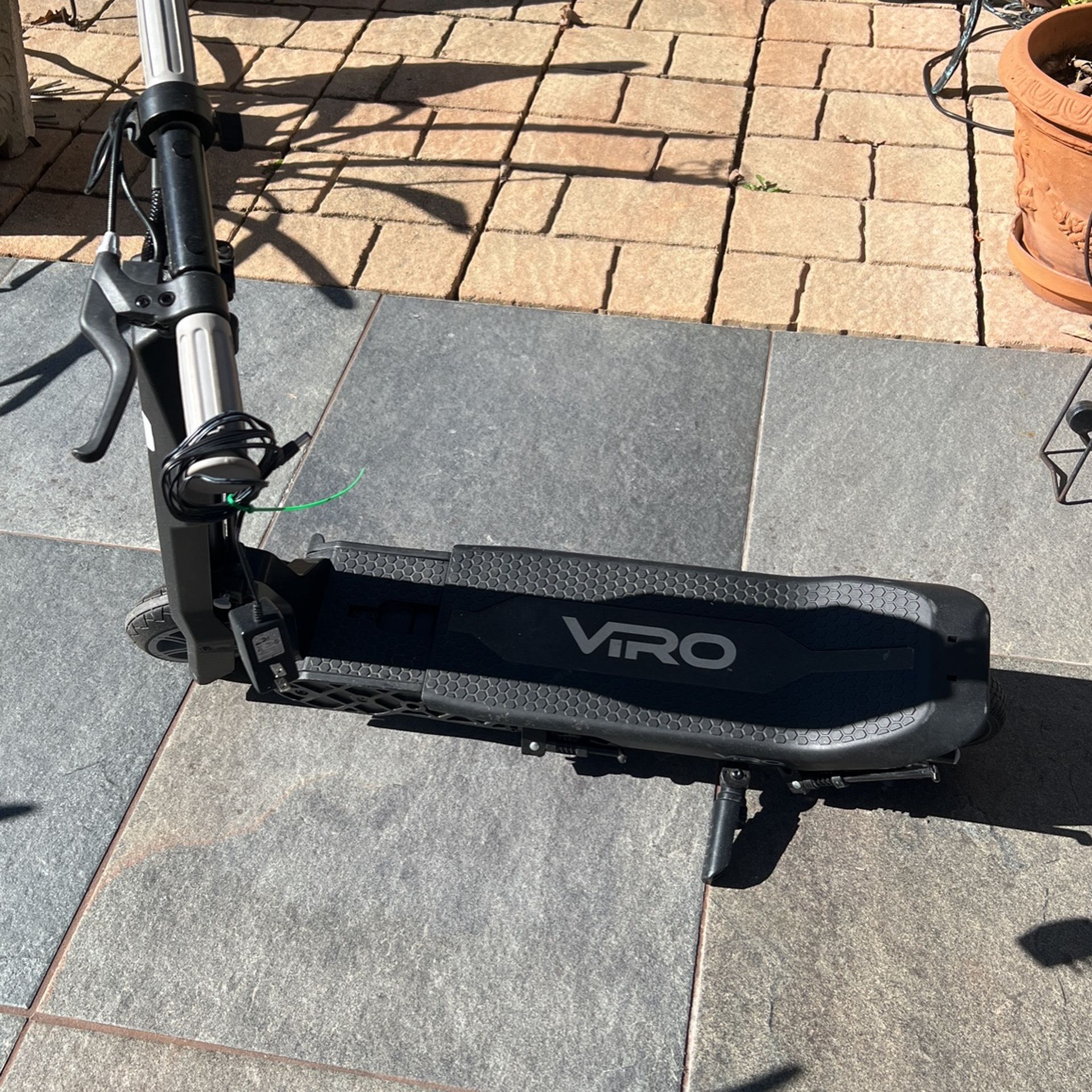 Vega Pro Portable, Black, Viro Rides Scooter.