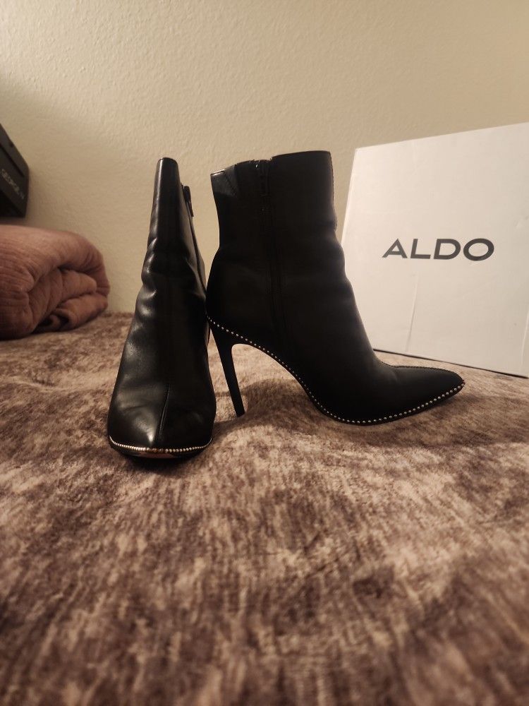 Aldo Boots Size 6.5