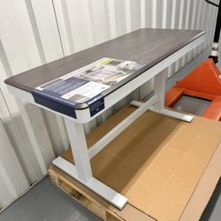 Tresanti 47” Adjustable Height Desk