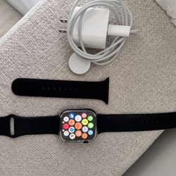 Apple Watch Series 8 (no Cellular)