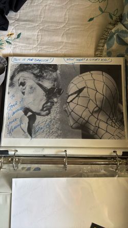 Stan Lee Signed Photograph 