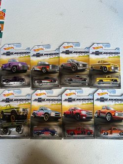 2018 Hot Wheels Chevrolet Trucks 100 Years Complete Set of 8 Original Packaging