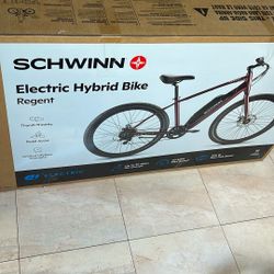 Schwinn Hybrid Bike