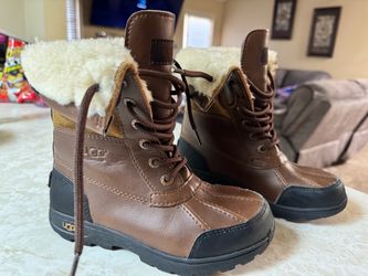 kids UGG size 2