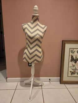 Mannequin On Stand