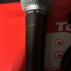 Shure SM58 Mic& 25ft Mic Cable 