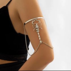 Fashion Tassel Charm Upper Arm Chain Bracelets for Women Gothic Scorpion Armlet Cuff 